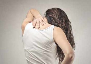 Nackenschmerzen Schmerzen im Nacken