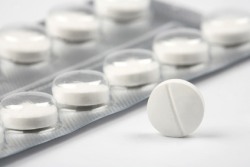 Thomapyrin® besteht aus Paracetamol, ASS und Koffein.