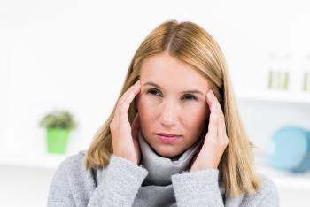 Drückender Schmerz hinter dem Auge Drückender Schmerz hinter dem Auge