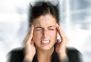 Kopfschmerzen bei Hirnhautreizung Symtpome einer Hirnhautreizung