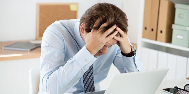 Mann mit Grübelzwang Mann mit Grübelzwang