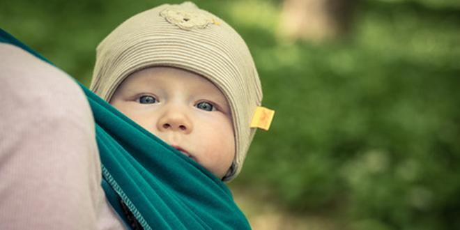 Babytrage oder Tragetuch - womit transportiere ich mein Baby am besten? tragetuch baby