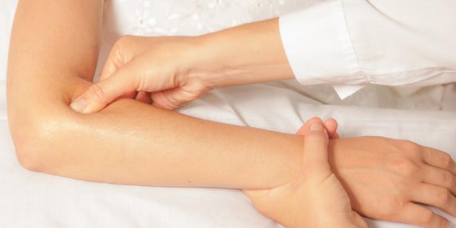 Therapie eines Tennisarms Behandlung eines Tennisarm