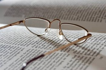 Brille bei grauem Star